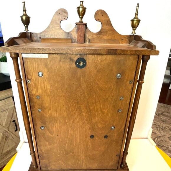 Vintage Daneker Pillar and Scroll Mantel Clock 8 day Westminster chime - Picture 9 of 11